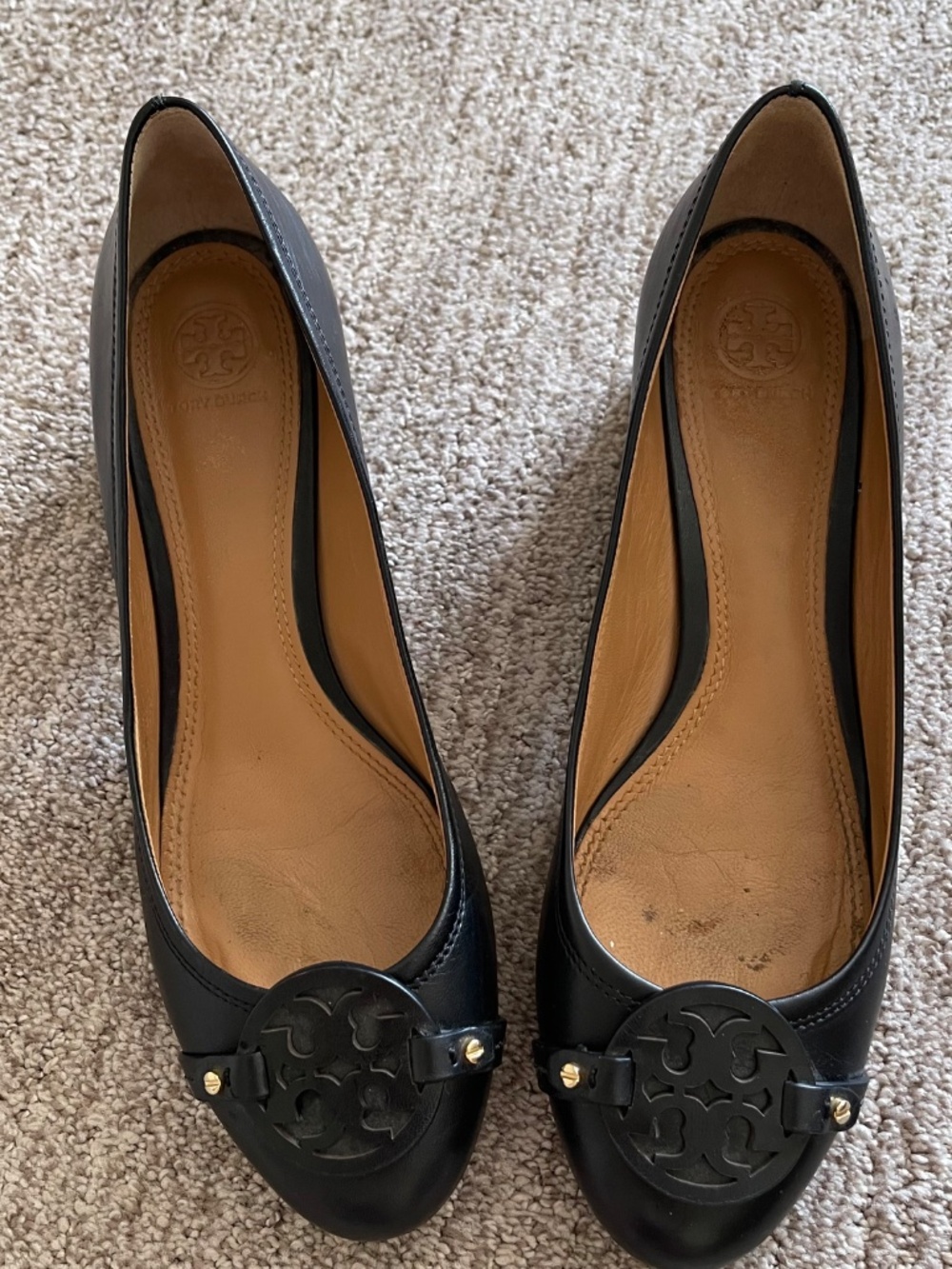 Tory Burch Black Leather Pumps Size 11 Logo Medallion Ballet Heels Like New - Picture 7 of 7